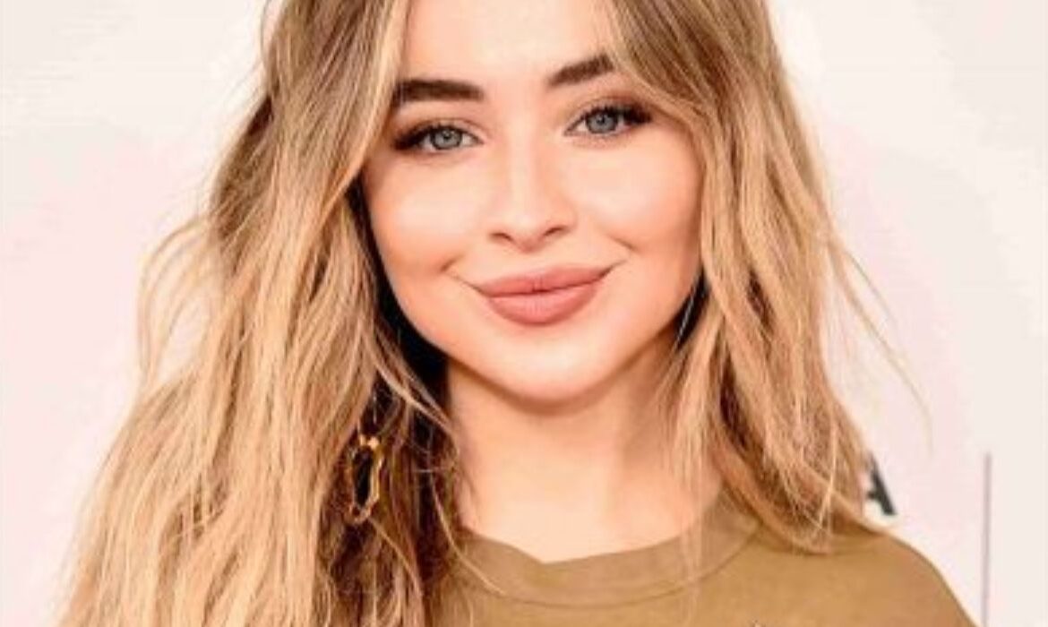 Sabrina Carpenter Height Difference: Unveiling the Truth